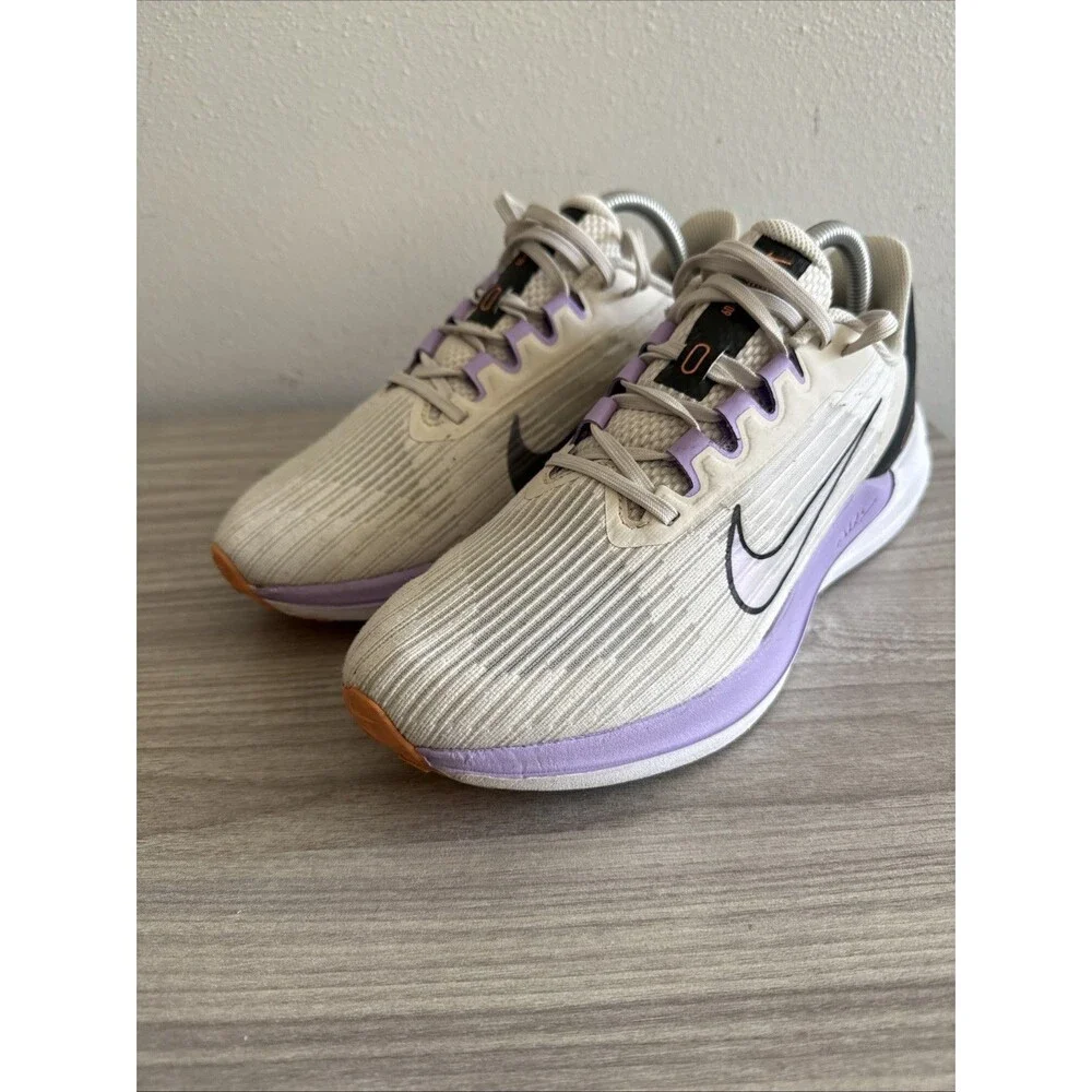 Nike Women’s Air Winflo 9 ‘Light Orewood Brown’ DD8686-103 Shoes Women’s Size 9‎